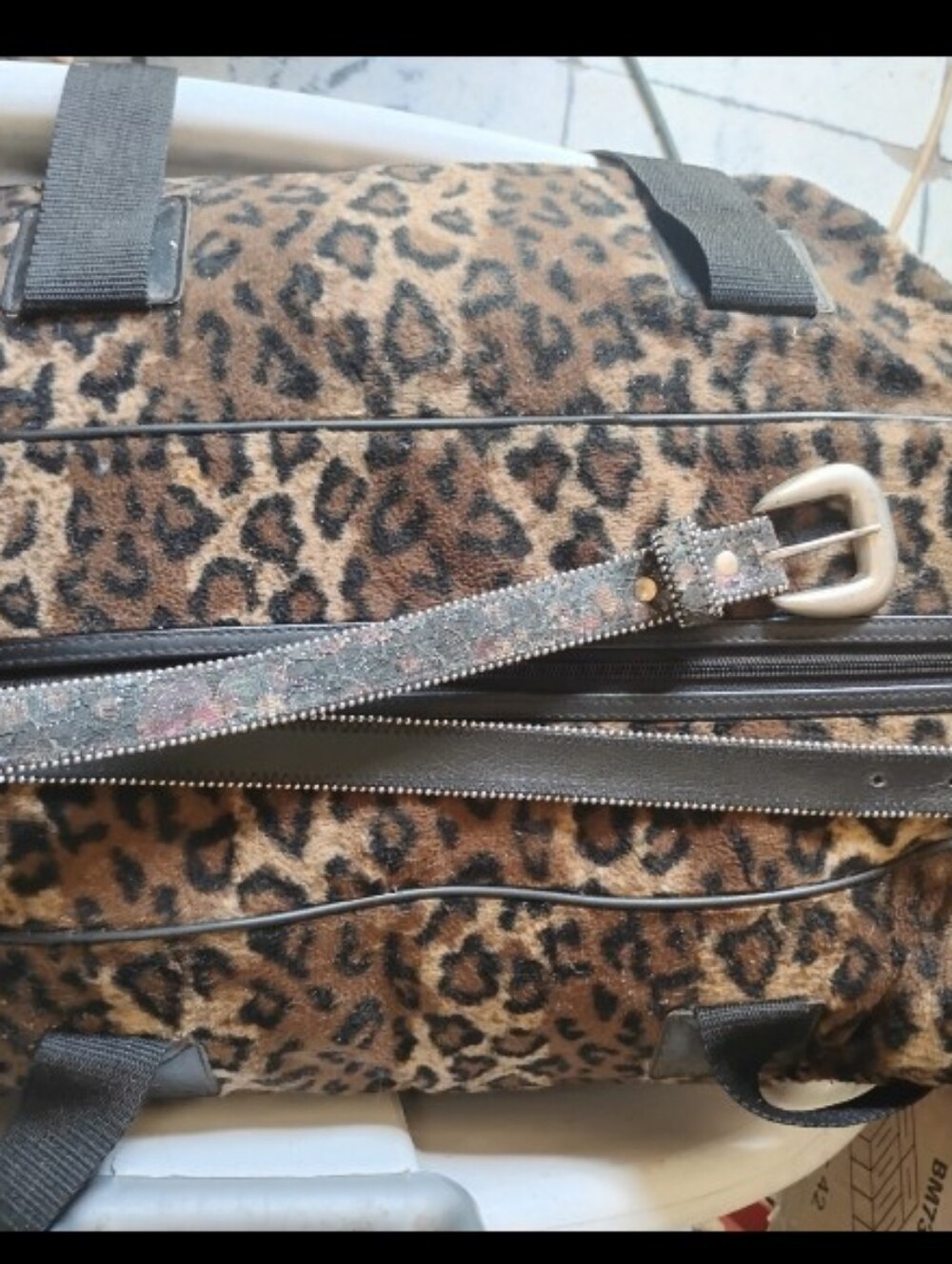 A Nice Girls Glittery Belt